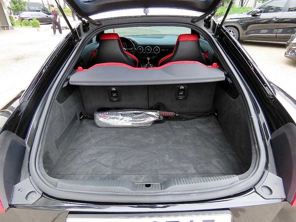 Audi TTS — photo 16
