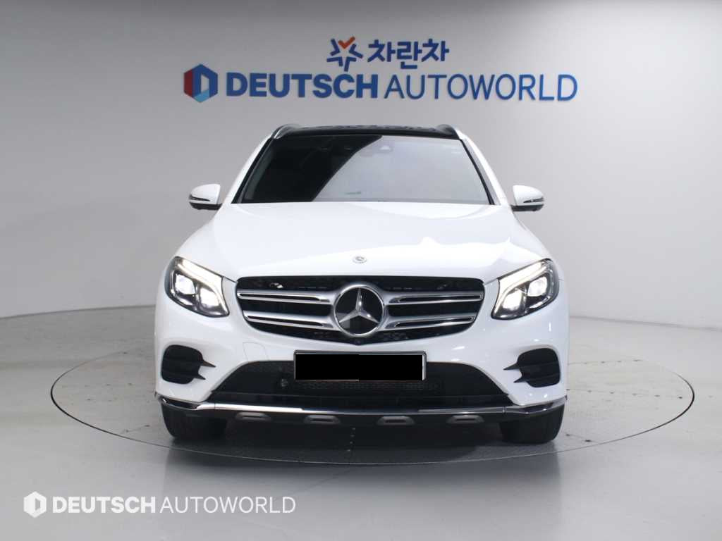 Mercedes-Benz GLC-Class — photo 03