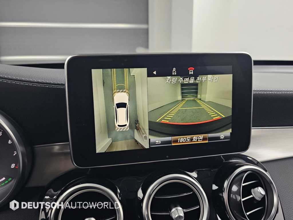 Mercedes-Benz GLC-Class — photo 15