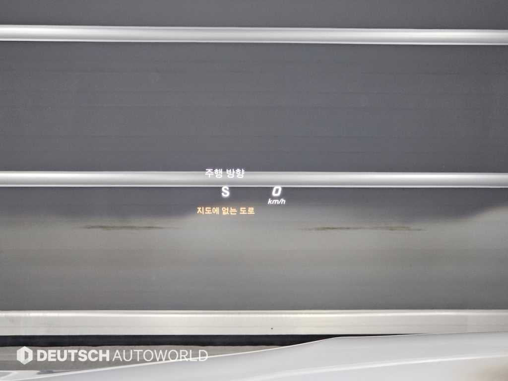 Mercedes-Benz GLC-Class — photo 17
