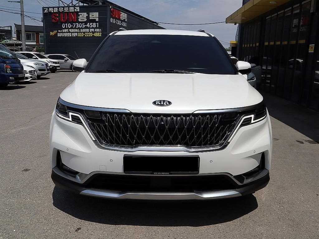 Kia Carnival — photo 02
