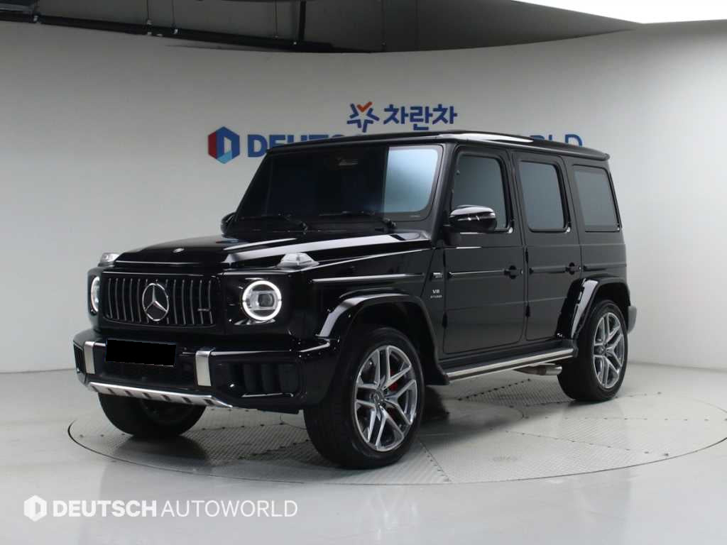 Mercedes-Benz G-Class — photo 01