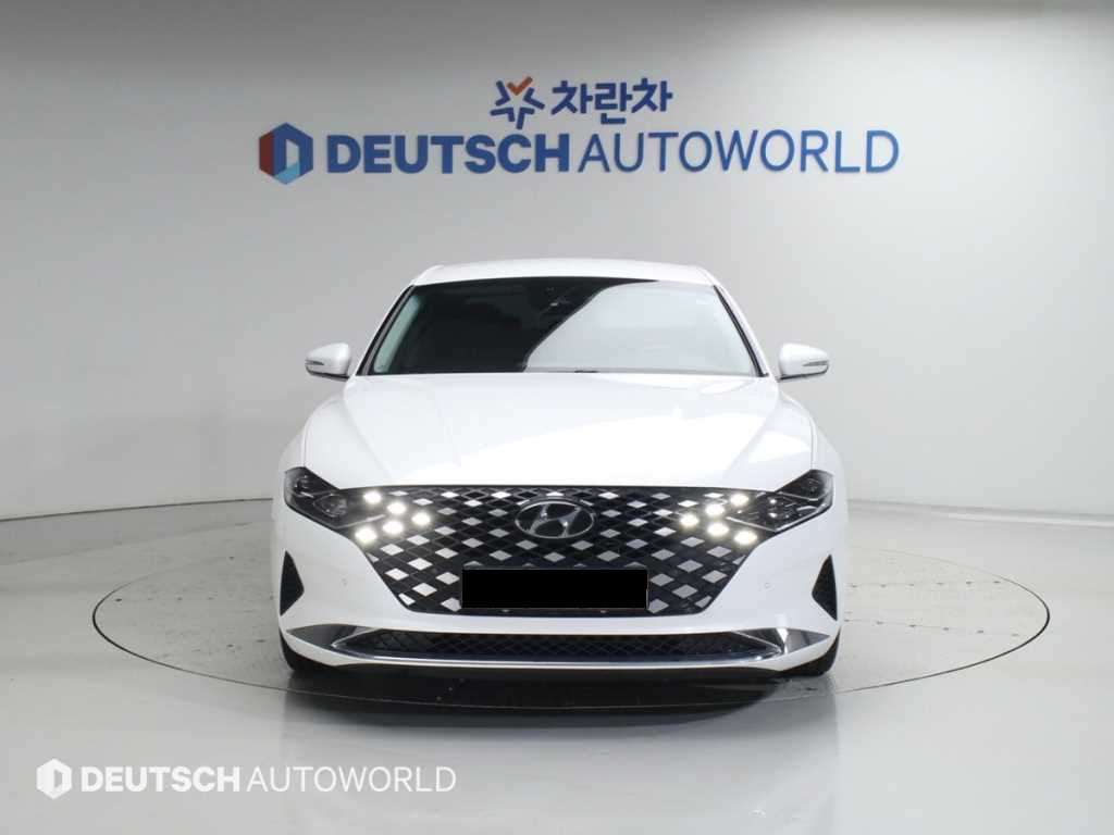 Hyundai Grandeur — photo 03