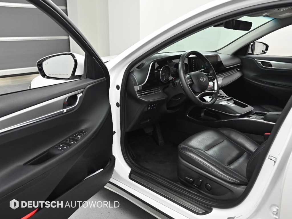 Hyundai Grandeur — photo 11