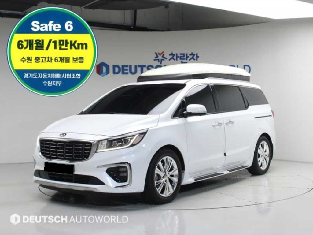 Kia Carnival — photo 01