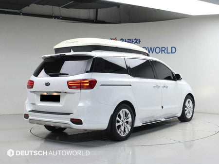 Kia Carnival — photo 02