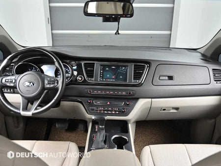 Kia Carnival — photo 07