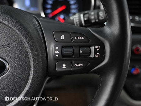 Kia Carnival — photo 17