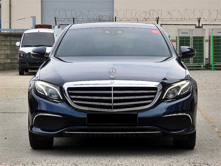 Mercedes-Benz E-Class — photo 01