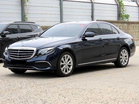Mercedes-Benz E-Class — photo 02