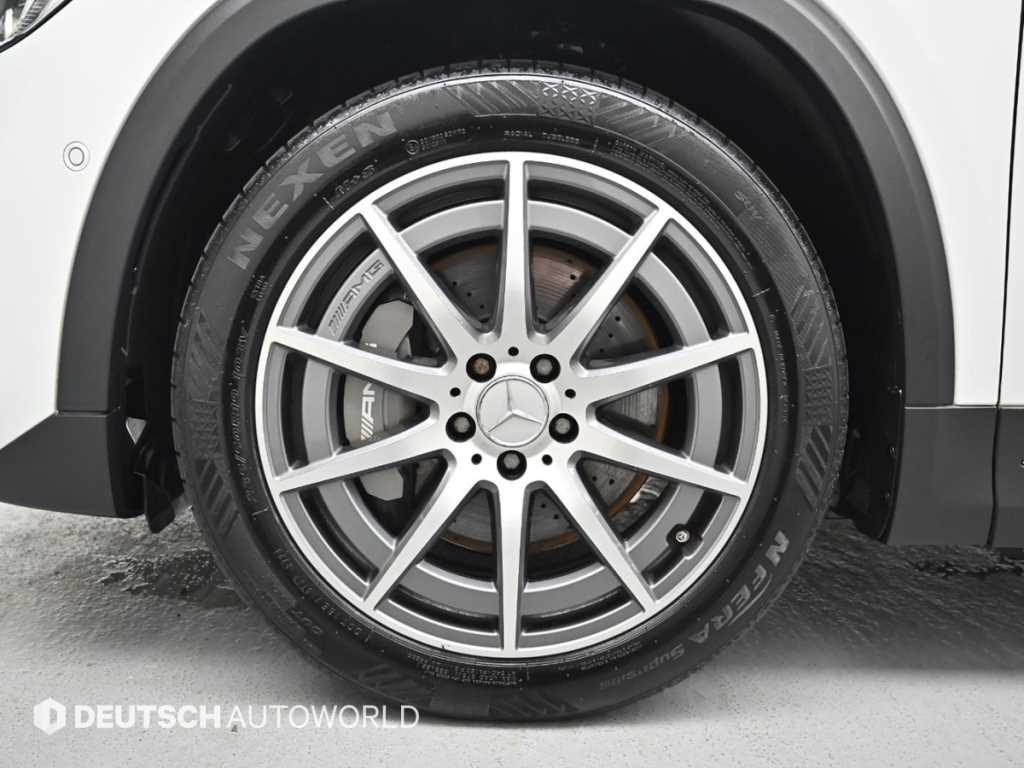 Mercedes-Benz GLA-Class — photo 05