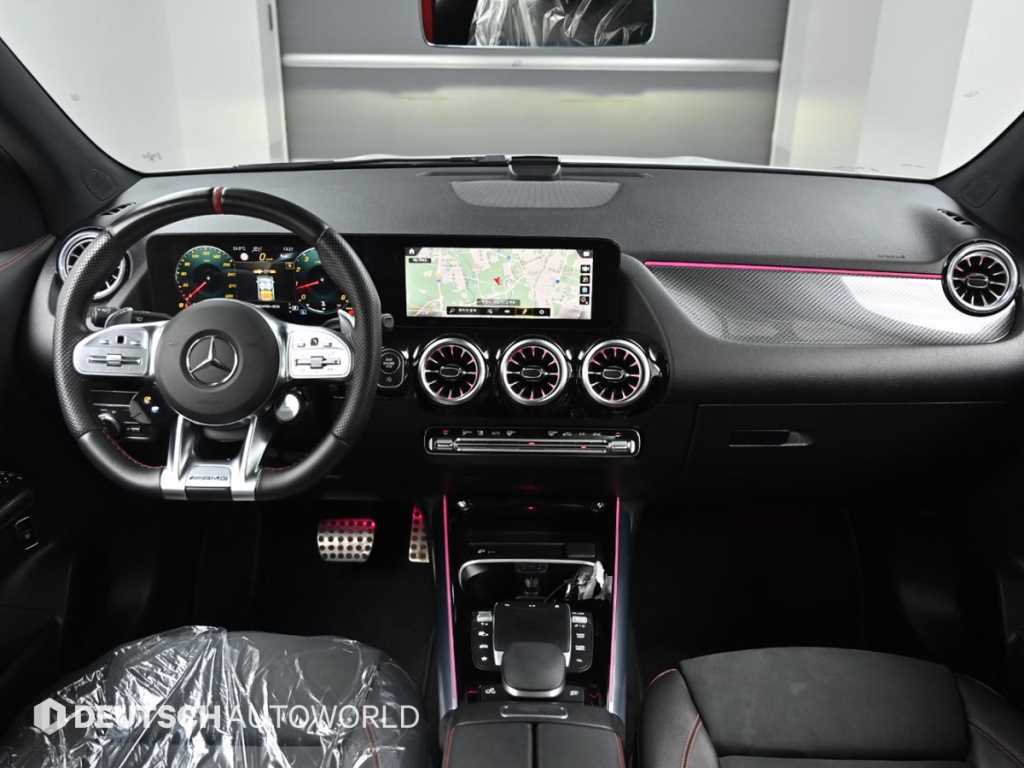 Mercedes-Benz GLA-Class — photo 07