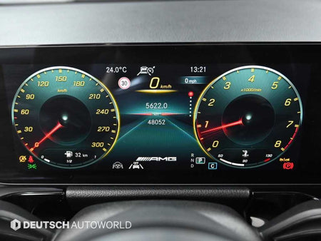 Mercedes-Benz GLA-Class — photo 08