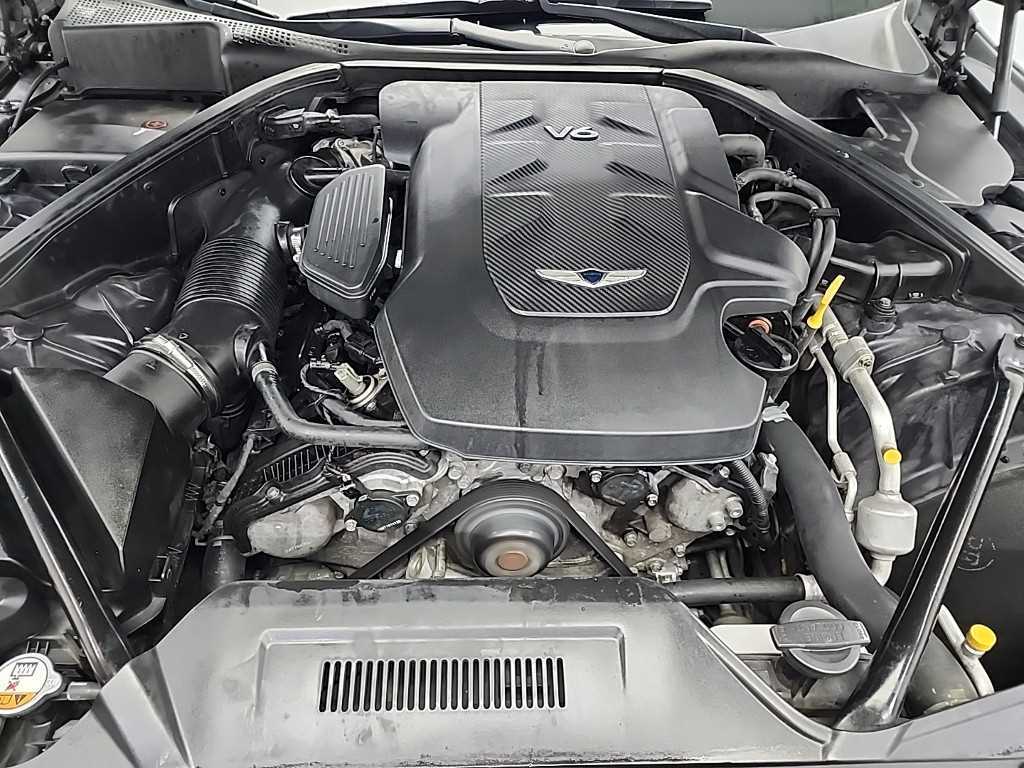 Genesis G80 — photo 05