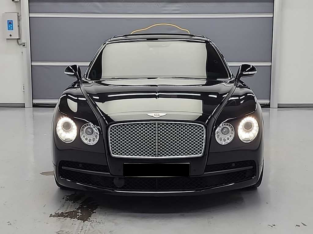 Bentley Flying Spur — photo 02