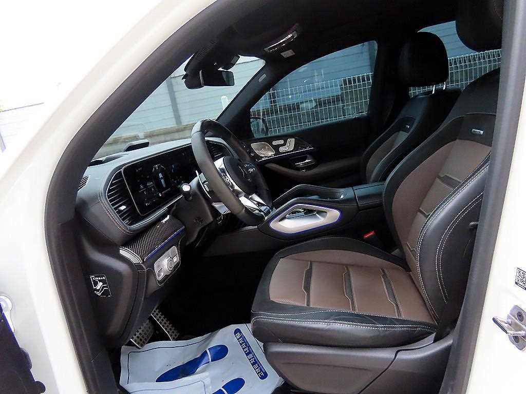 Mercedes-Benz GLE-Class — photo 05