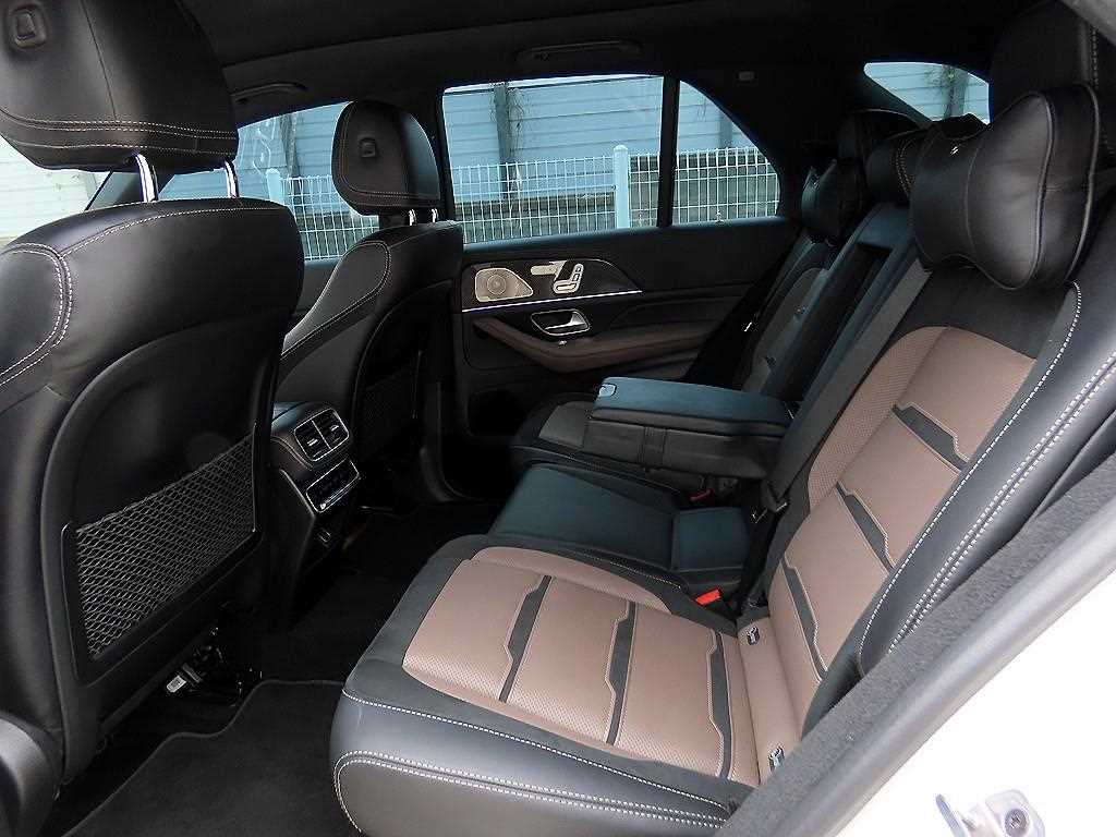 Mercedes-Benz GLE-Class — photo 06