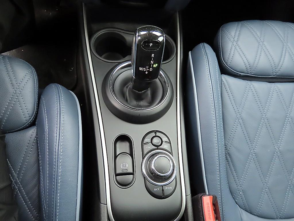 Mini Countryman — photo 11