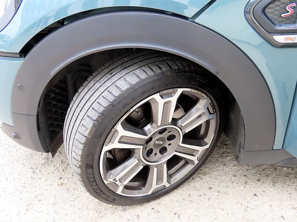 Mini Countryman — photo 20
