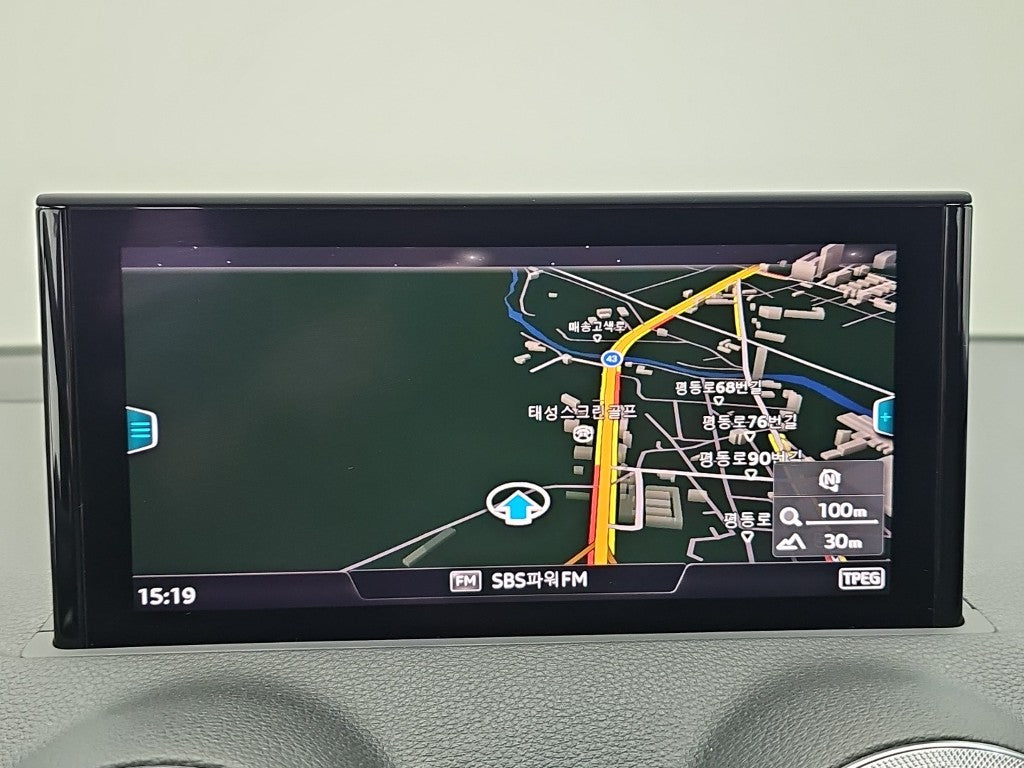 Audi Q2 — photo 14