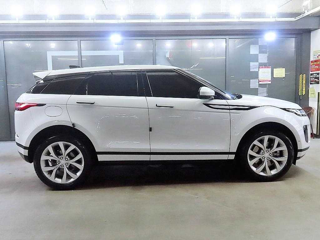 Land Rover Range Rover Evoque — photo 03