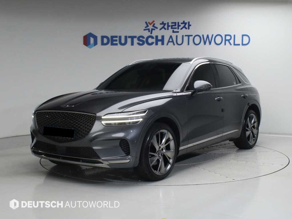 Genesis GV70 — photo 01