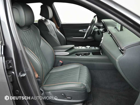 Genesis GV70 — photo 10