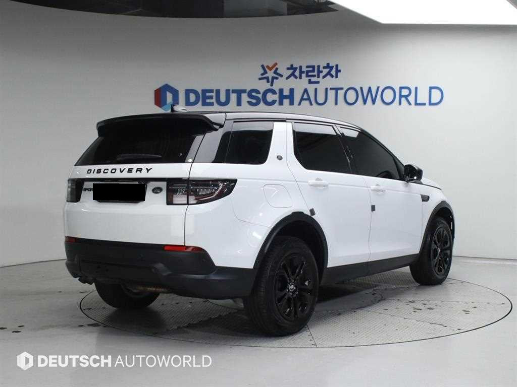 Land Rover Discovery Sport — photo 02