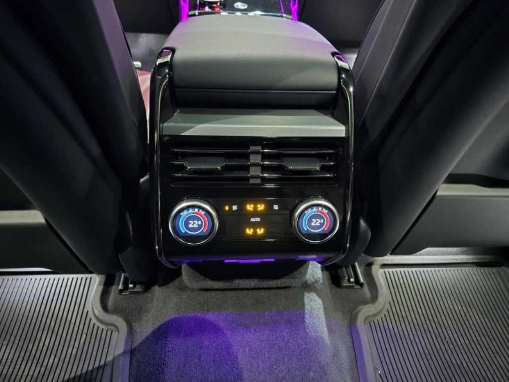 Land Rover Range Rover Sport — photo 14