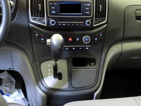 Hyundai Starex — photo 12