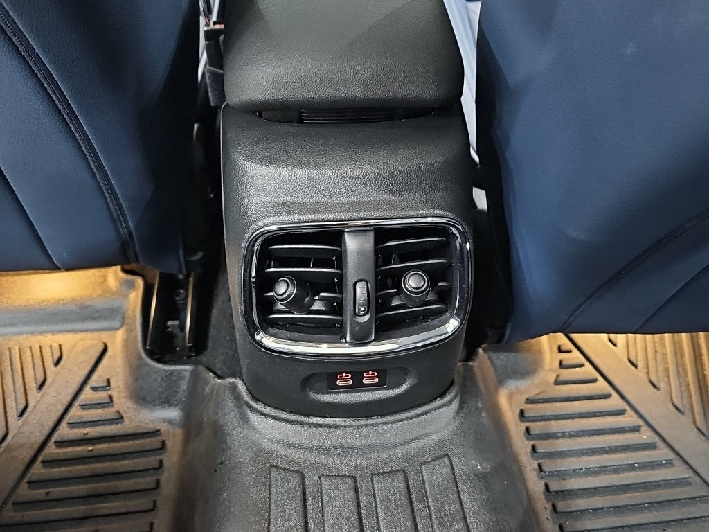 Mini Clubman — photo 13