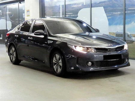 Kia K5 — photo 01