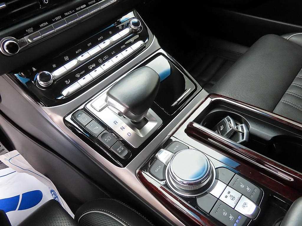 Genesis EQ900 — photo 11