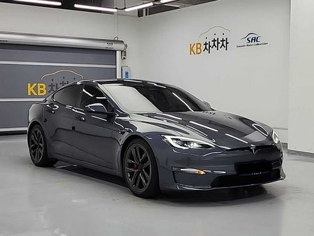 Tesla Model S — photo 04