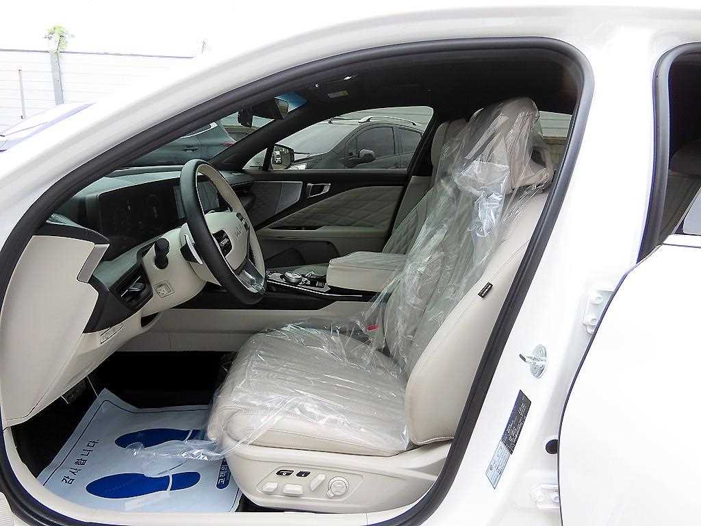 Kia K8 — photo 05