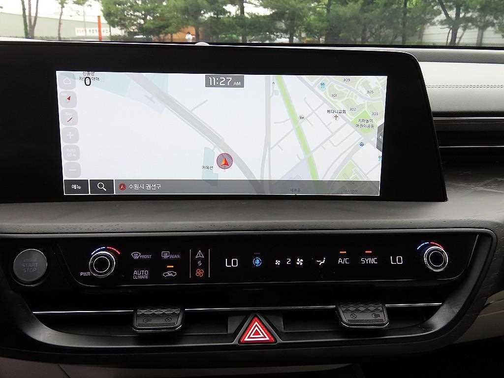 Kia K8 — photo 13