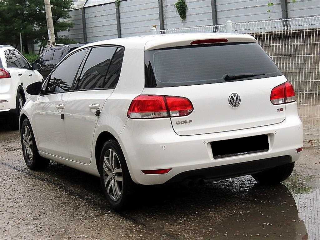 Volkswagen Golf — photo 04