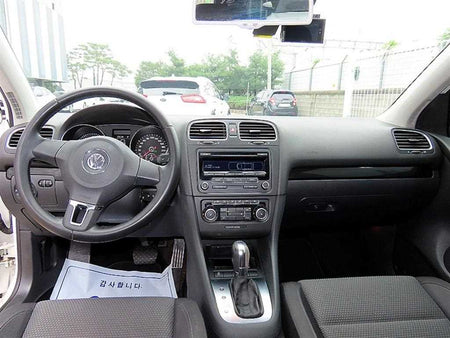 Volkswagen Golf — photo 08