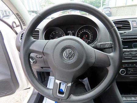 Volkswagen Golf — photo 09
