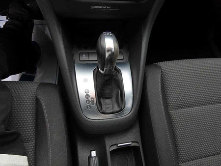 Volkswagen Golf — photo 11