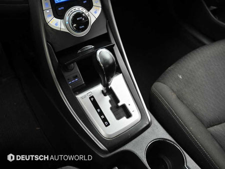 Hyundai Avante — photo 09