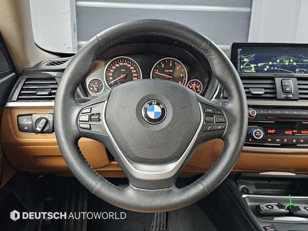 BMW 4-Series — photo 13