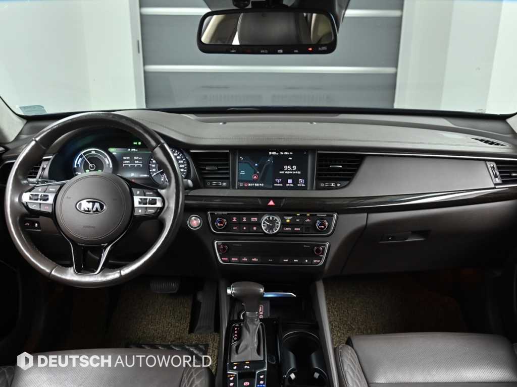 Kia K7 — photo 07