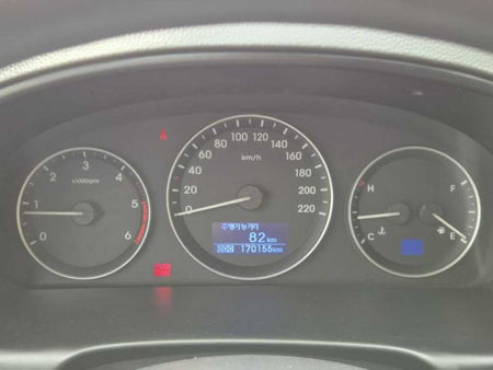 Hyundai Starex — photo 15