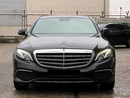 Mercedes-Benz E-Class — photo 01