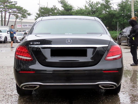 Mercedes-Benz E-Class — photo 04