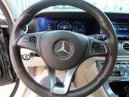 Mercedes-Benz E-Class — photo 08