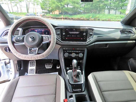 Volkswagen T-Roc — photo 07