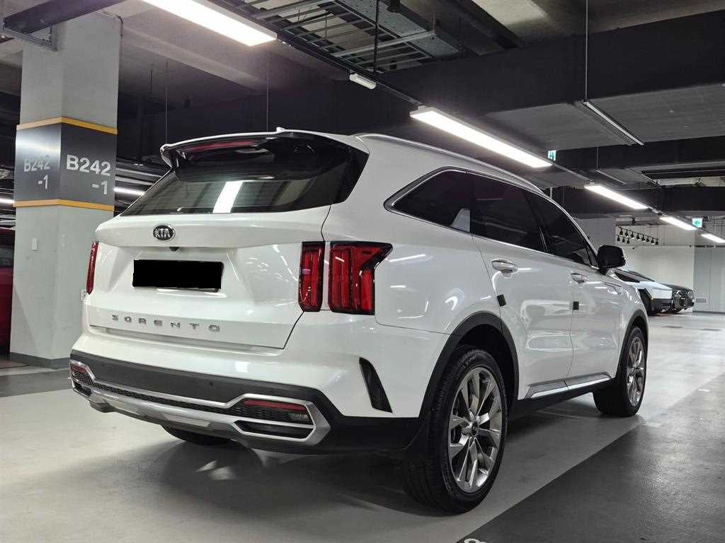 Kia Sorento — photo 03