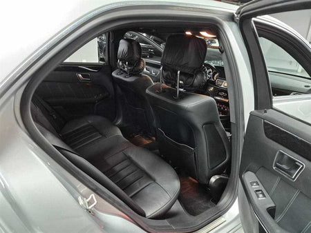 Mercedes-Benz E-Class — photo 10
